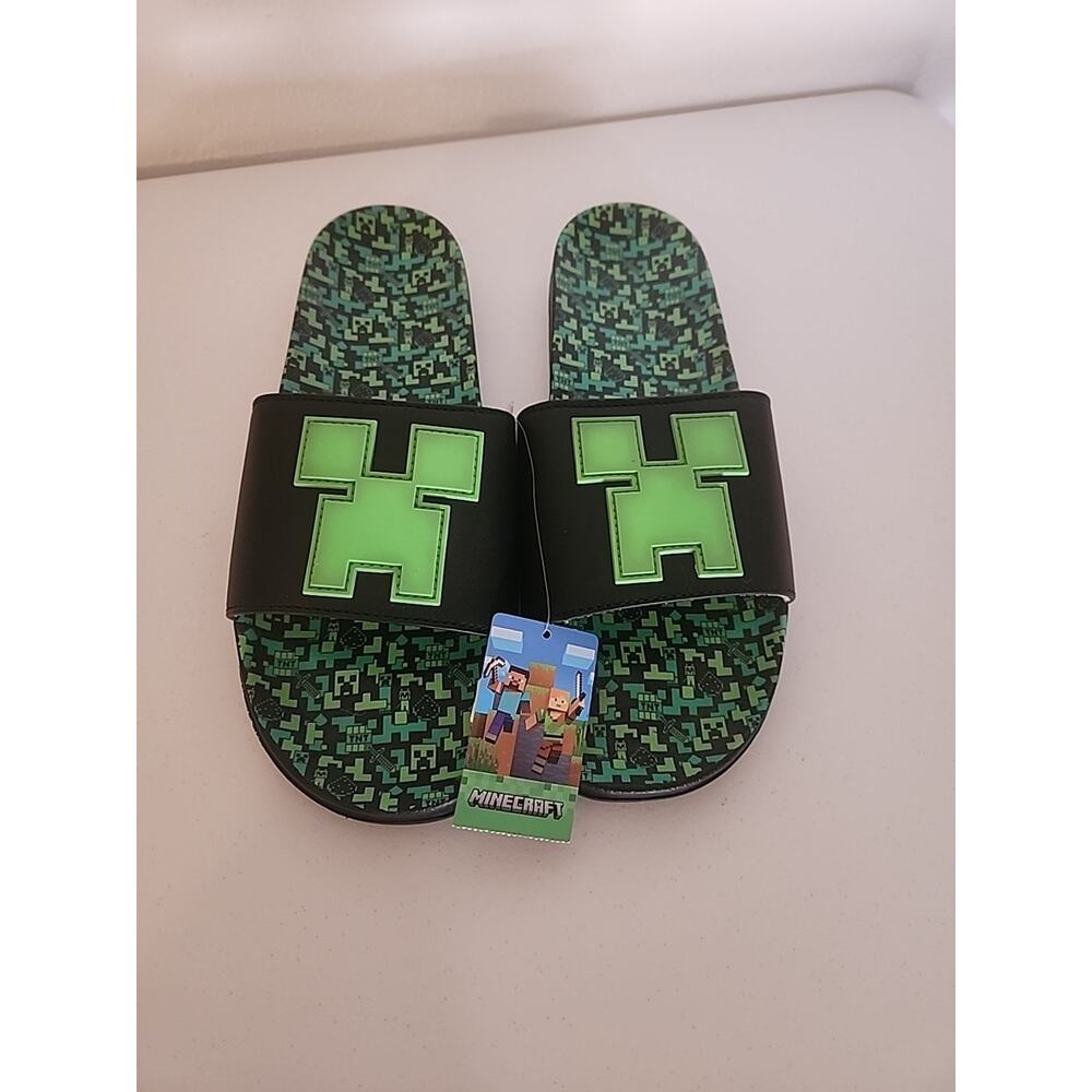 NEW! Minecraft Men’s Slides Size 13 Green Mojang Official NWT
